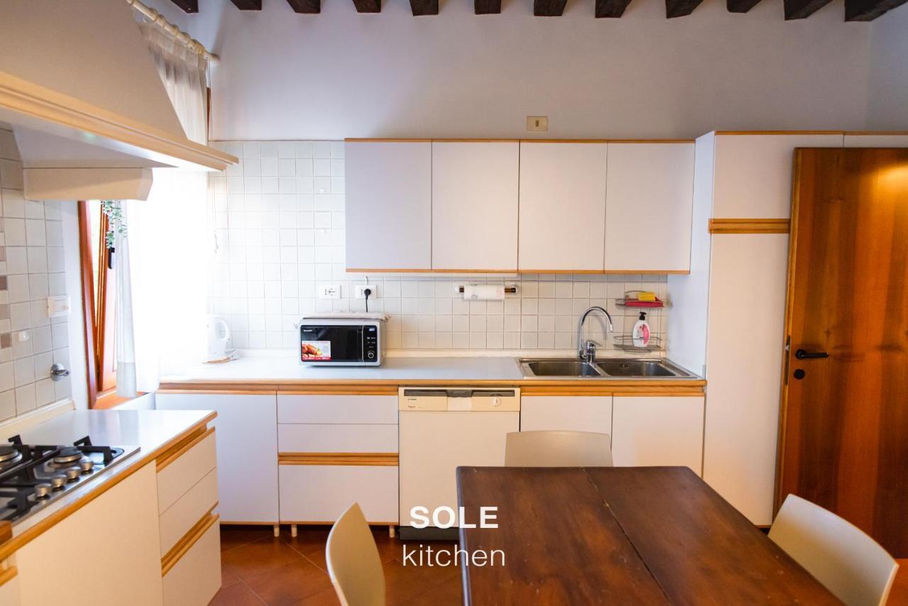 Sole & Luna Apartments เวนิส ภายนอก รูปภาพ